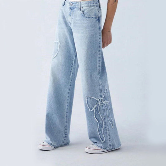 Wiga – jeans mit schleifenstickerei