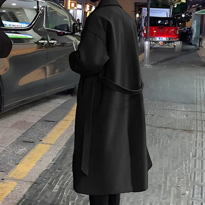 Oversized-trenchcoat aus wolle für herren mit gürtel – herren