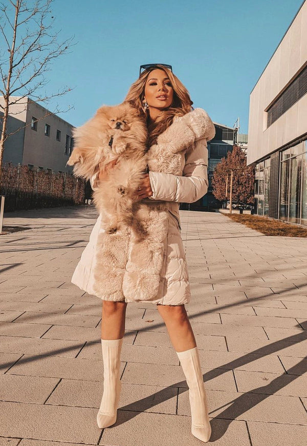 Sable - stylische jacke mit kapuze, gürtel und verstellbarer taille